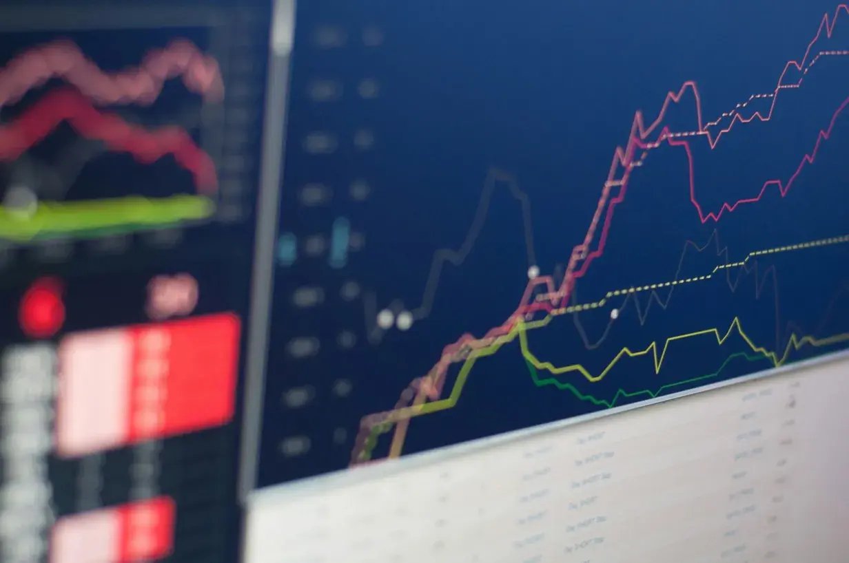 Grafik zur Entwicklung von Investment Trends und Finanzmarktanalysen
